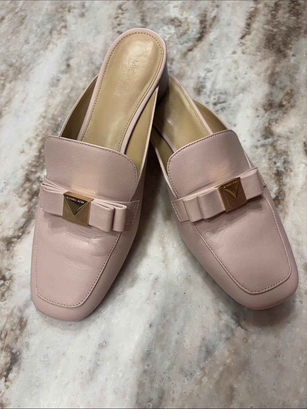 Michael Kors pale pink slides 6.5